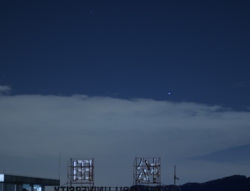 简短的夜景微信摘抄文案